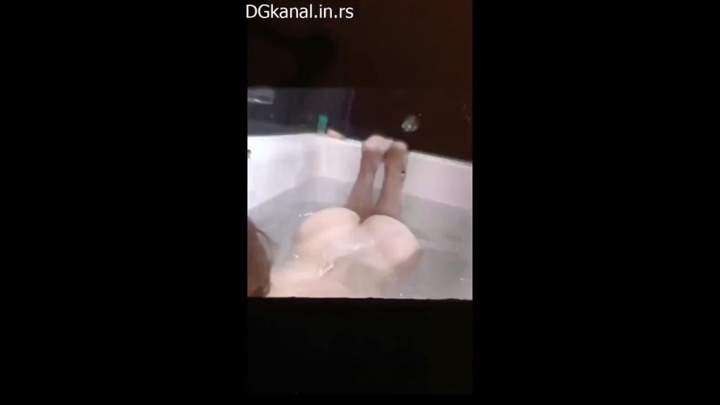 Drugarica Oce U Dupe - DGkanal